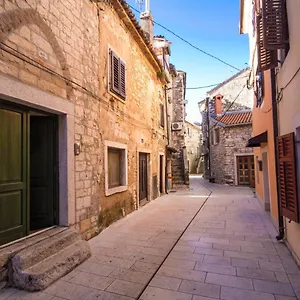 Center, Seafront With Terrace In , Umag Chorwacja